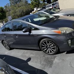 2012 Prius 4