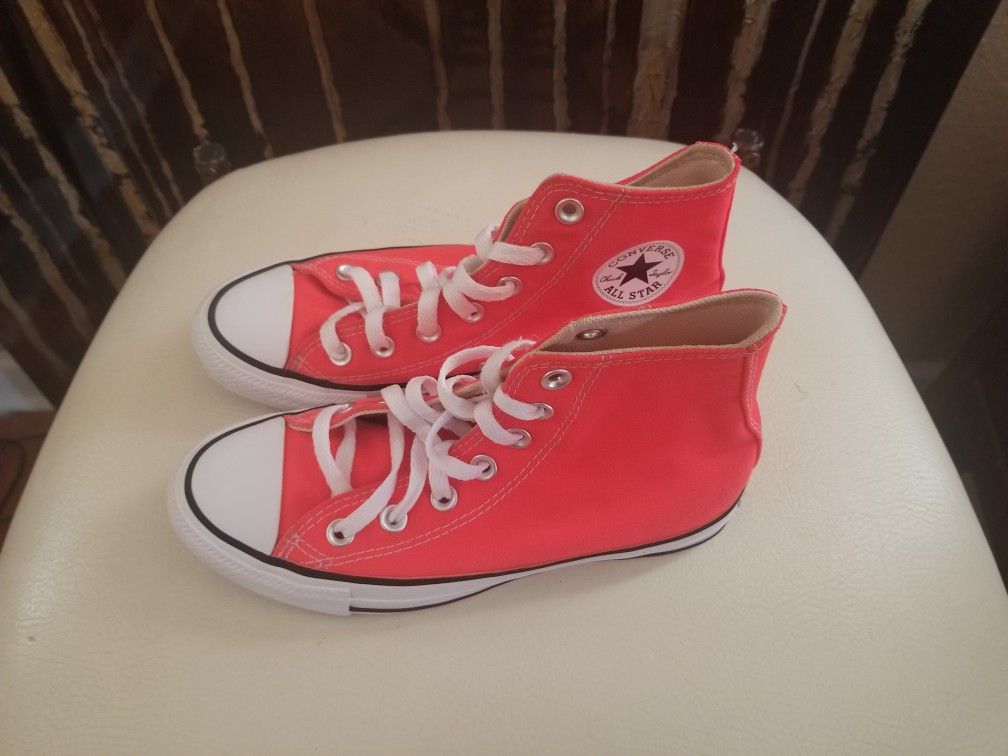 Like New Converse Men 3/Women's 5