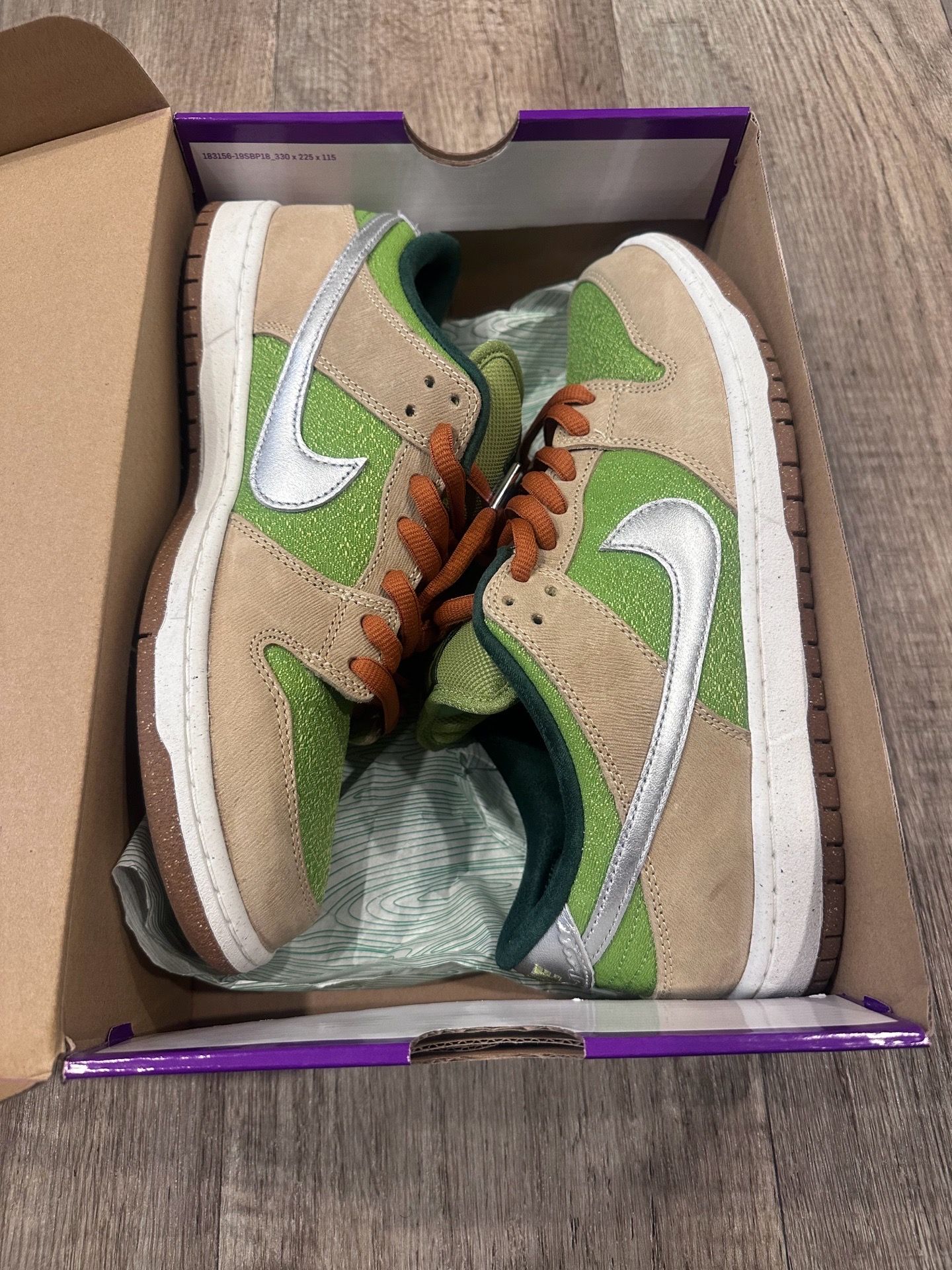 Nike Sb Dunk Low Escargot