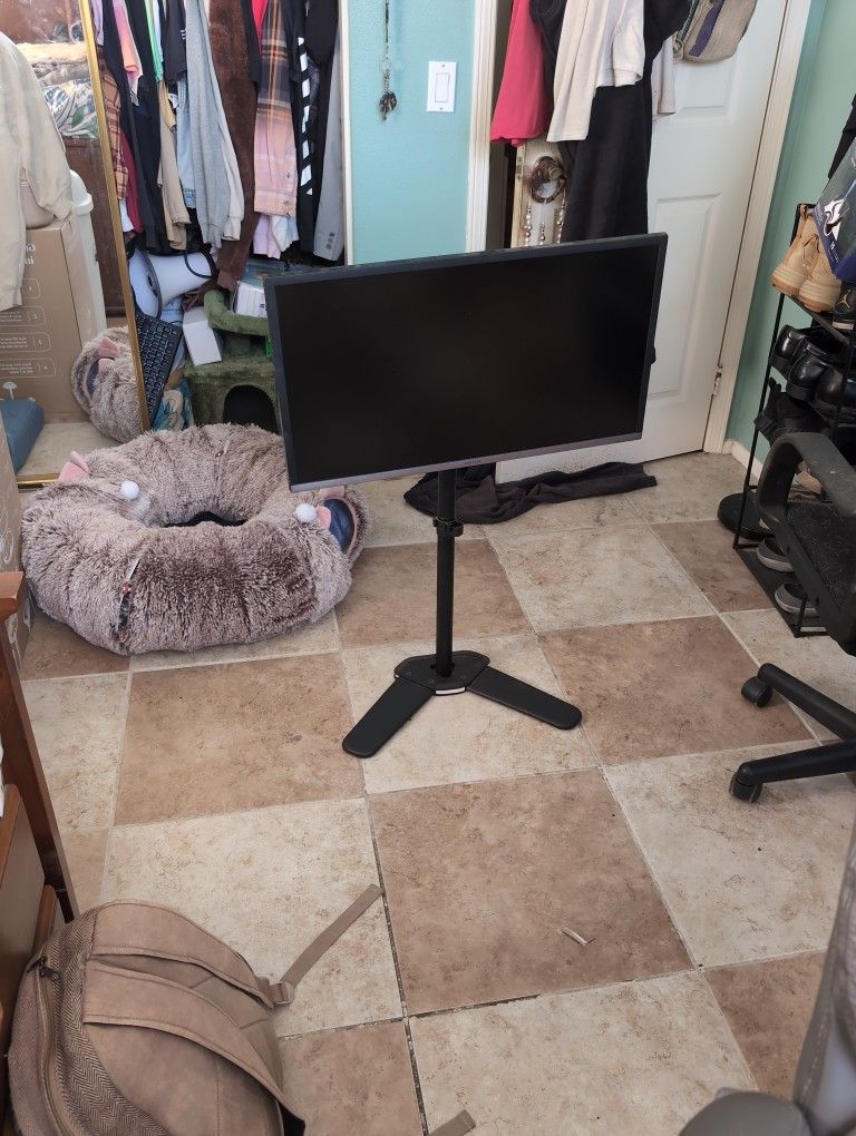 4K UHD QLED 60hz Samsung Gaming Monitor