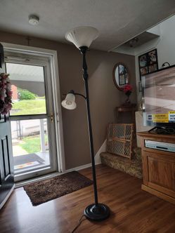 Floor lamp