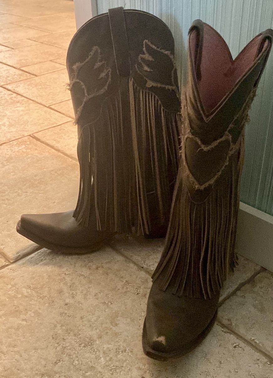 Dreamer Fringe boot - crackle brown (by Junk Gypsy)