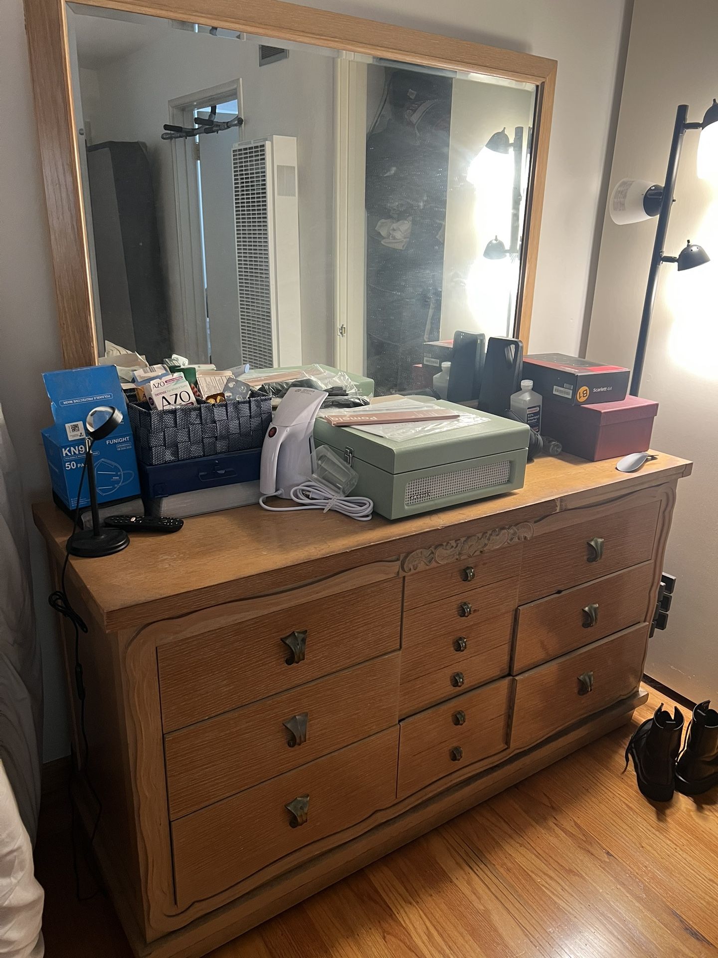 Free Furniture (need it gone by FRIDAY 10/31)
