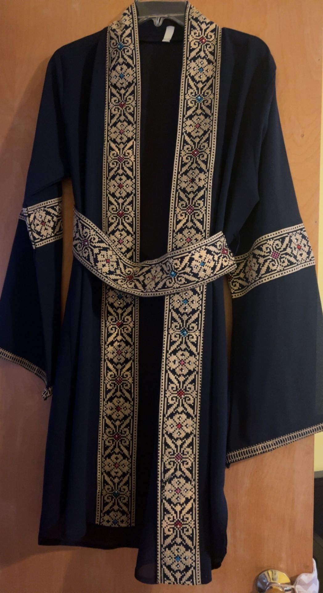 Thobe / Islamic / Middle eastern Dress