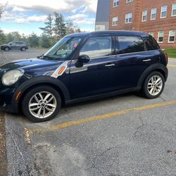 2011 MINI Cooper Countrymen Base Model (inoperable/engine Failure/decopressed Cylinders) NO TITLE, ITS WITH THE BANK