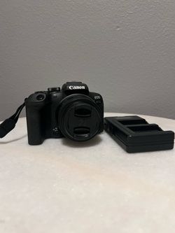 Canon EOS R10 with 18-55mm Lens