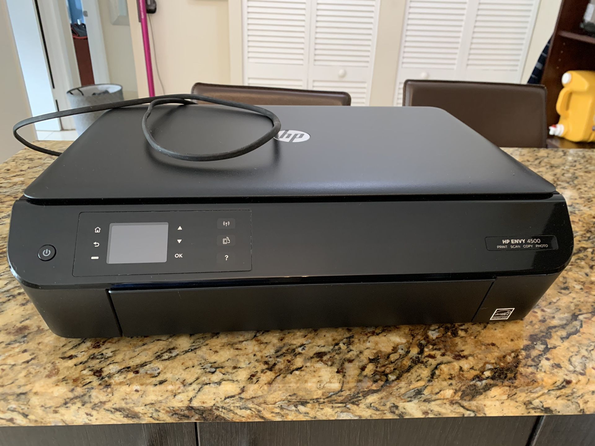 HP Envy 4500 Printer/ copy/ photo/ scanner
