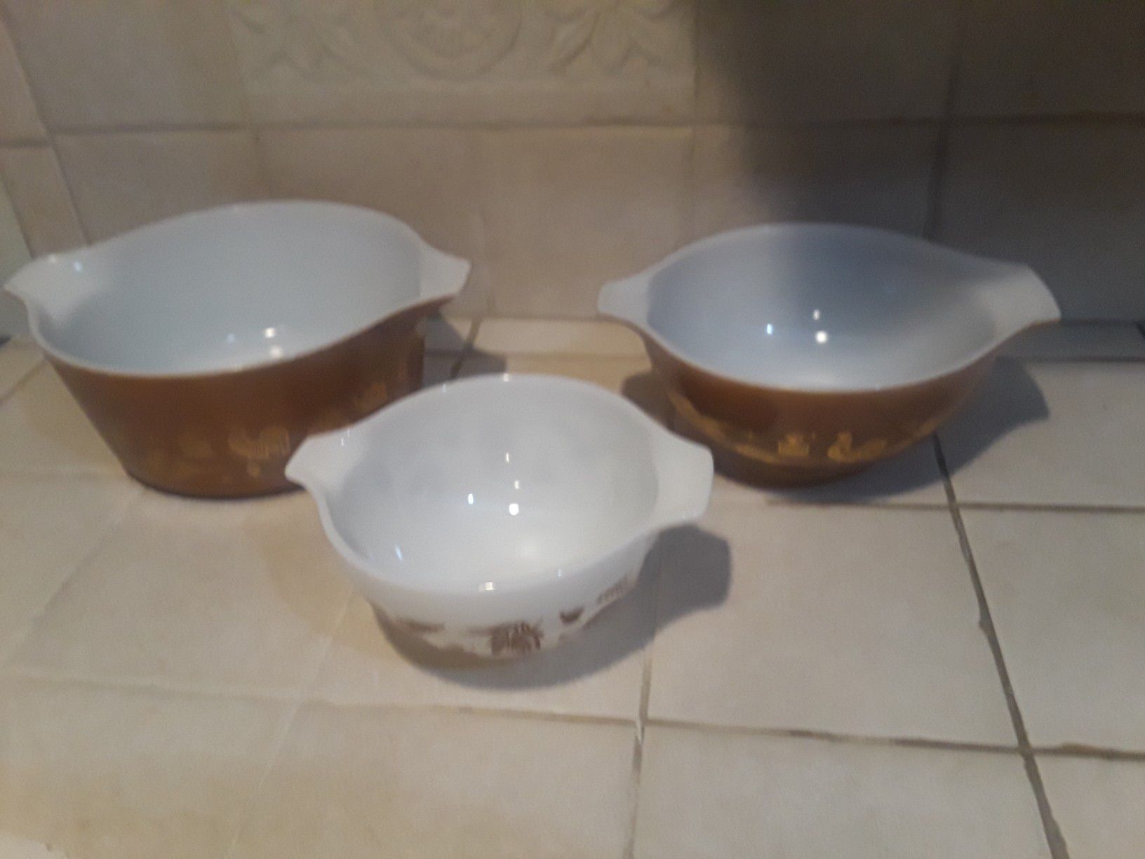Pyrex Early American Mixing bowls and Casserole dish