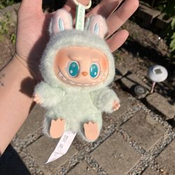 Near mint Labubu - Ququ 