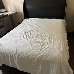 5-Piece Bedroom Set – Queen Bed, Dresser, 2 Nightstands, Mirror – $775