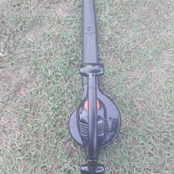 Back & Decker electric leaf blower 