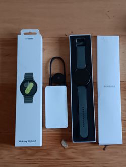 Unlocked Samsung Galaxy Watch7 Aluminum Smartwatch SM-L315U