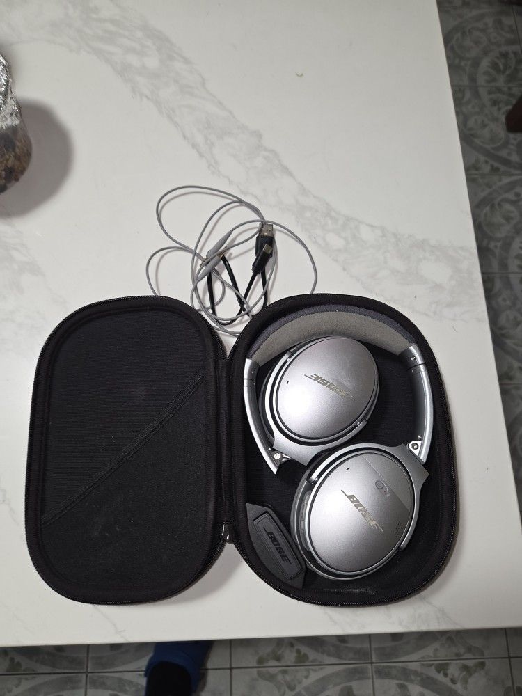 Bose QC 35