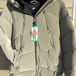 DKNY Woman’s Puffer XL size 