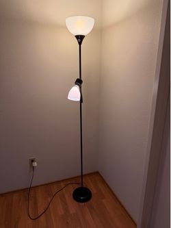 Floor lamp