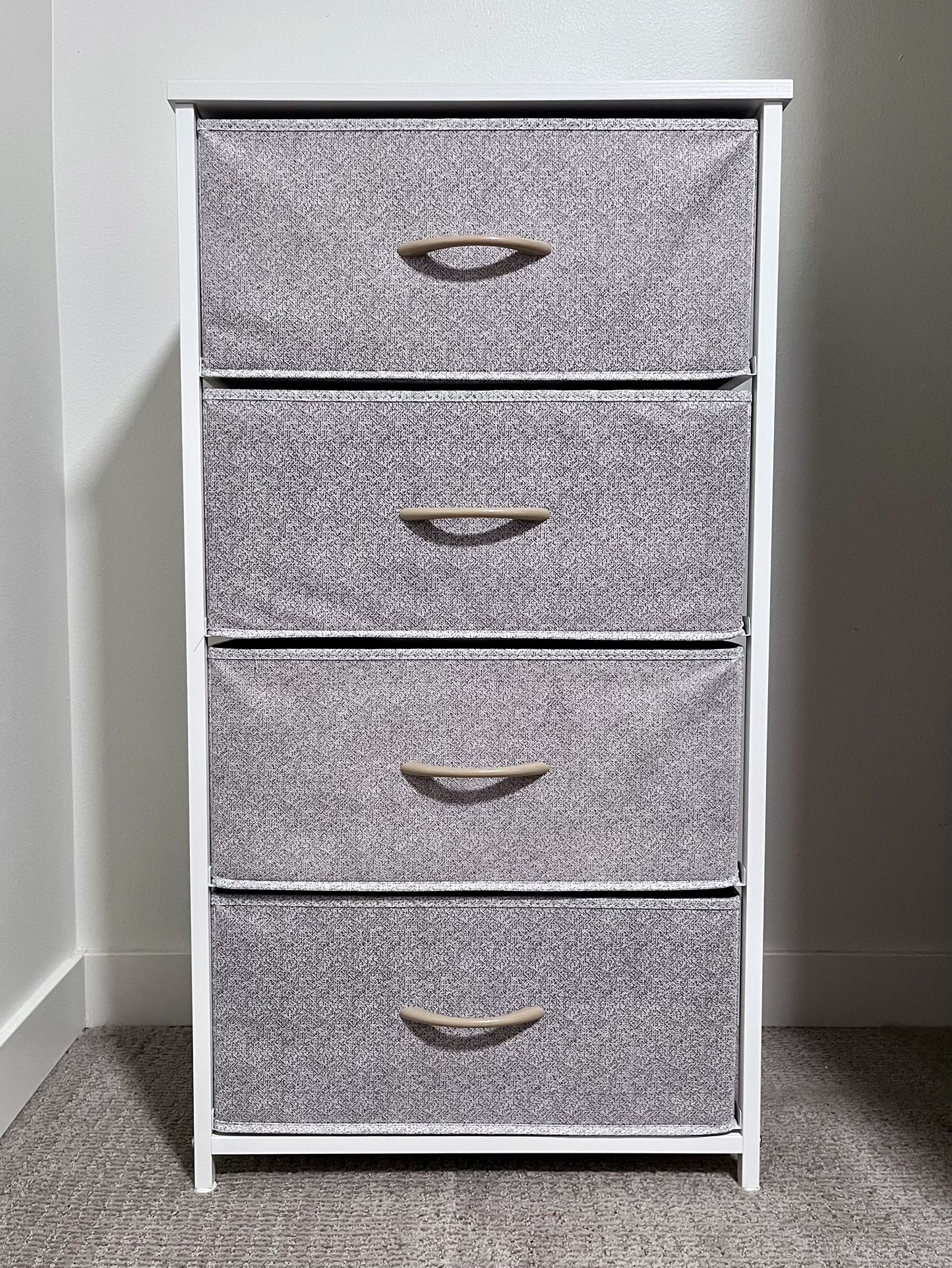 Cubiker Storage Tower