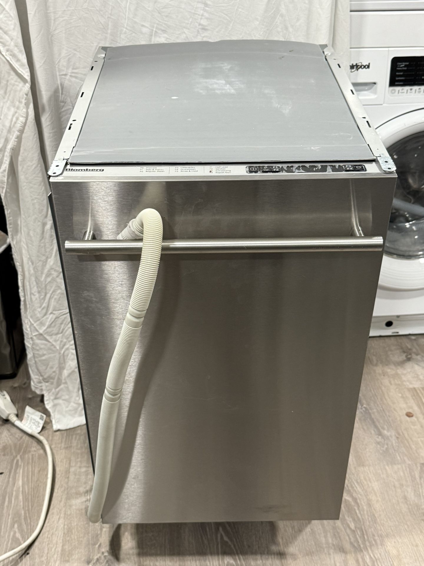 Blomberg Stainless Steel Dishwasher