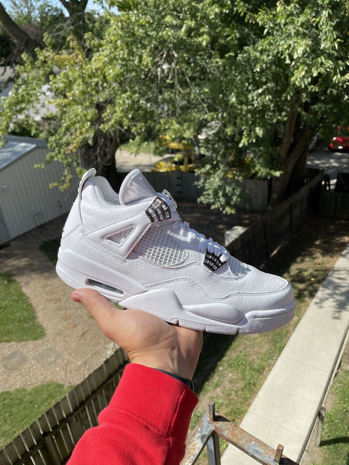 Jordan 4 Pure Money’s Size 9