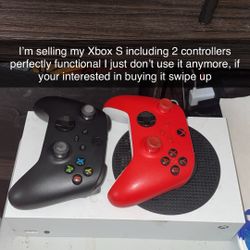 Xbox S & 2 Controllers