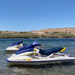 Two Used Seadoos W Trailer 