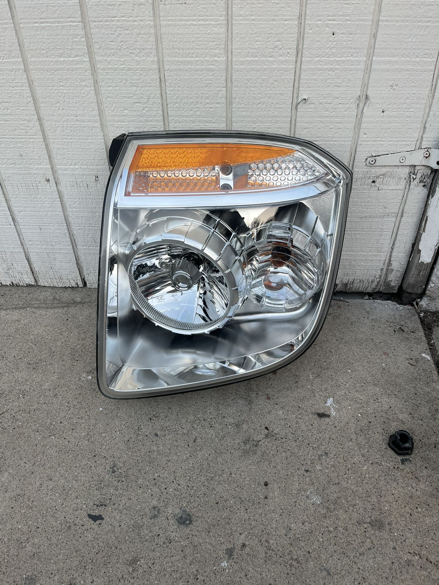 Headlight Para Yukon Denali. 2007 Nuevo