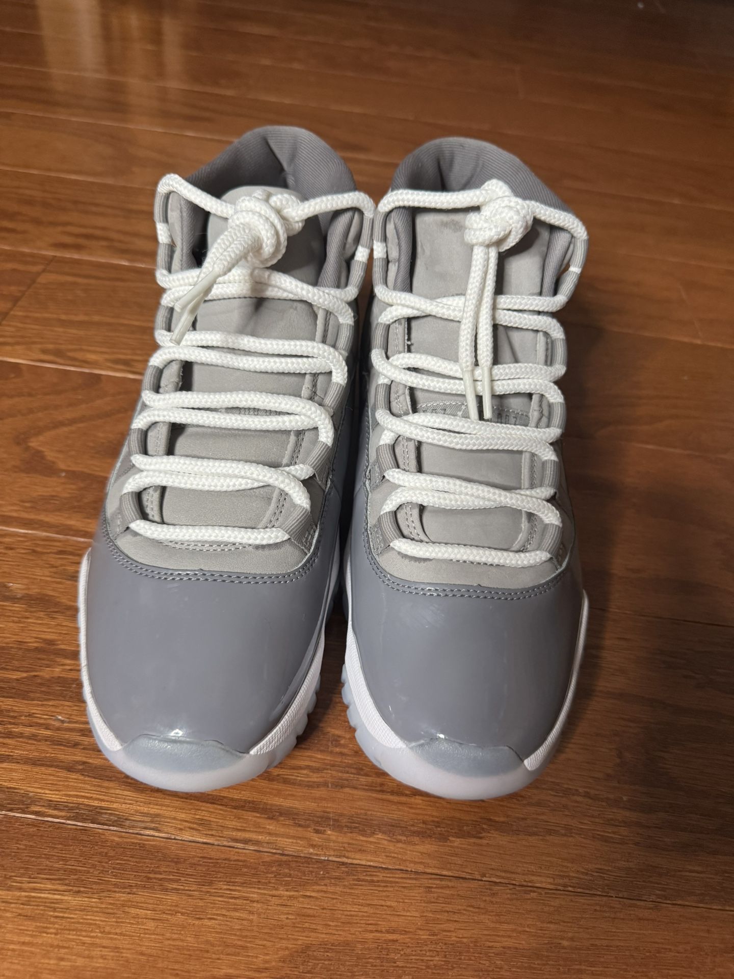 Jordan 11 Cool Grey (With Box)