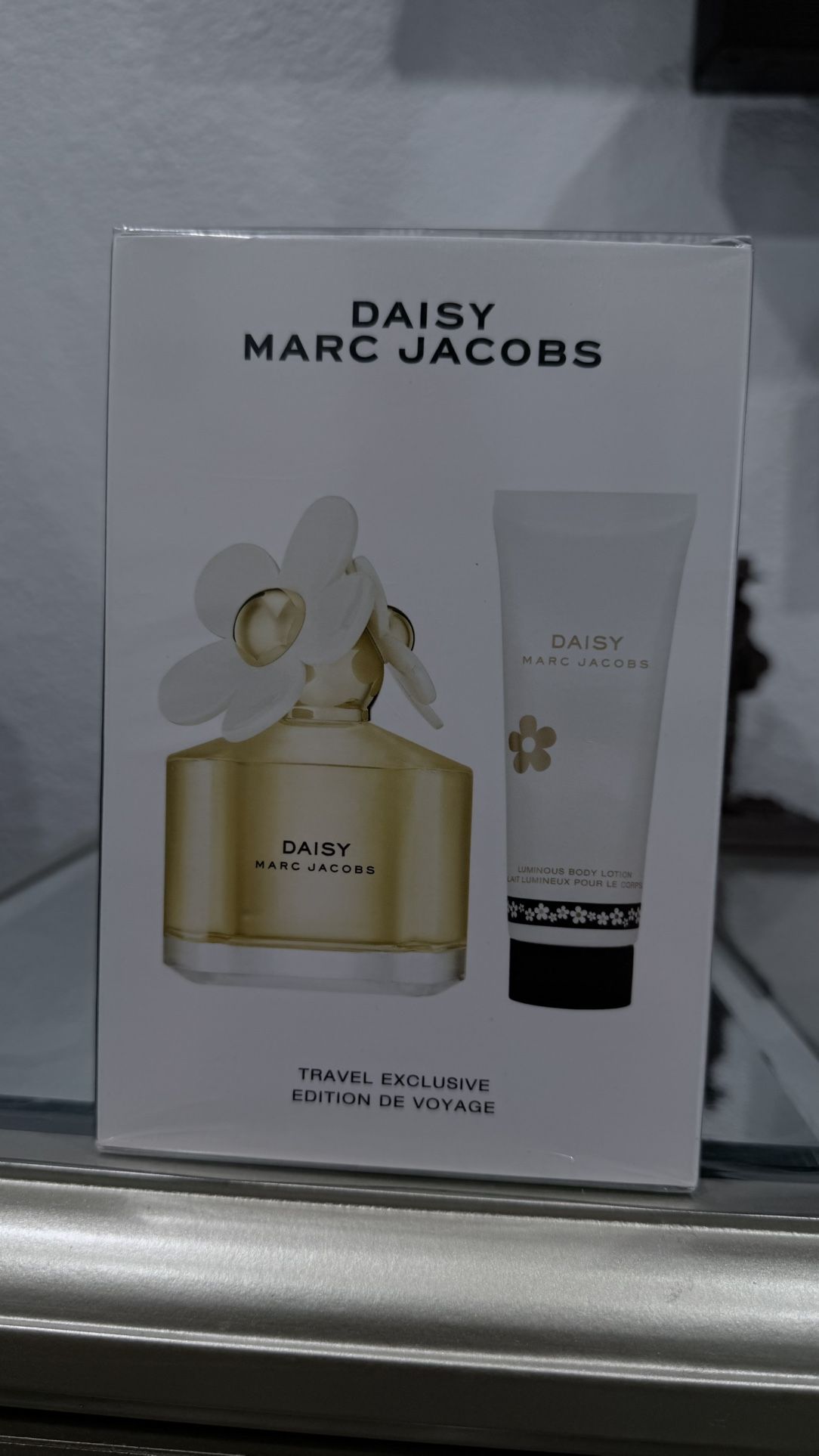 DAYSY MAR JACOBS TRAVEL EXCLUSIVE EDITION DE VOYAGE EAU TOILLETE VAPORISATEUR 100ml 3.3 FLoz