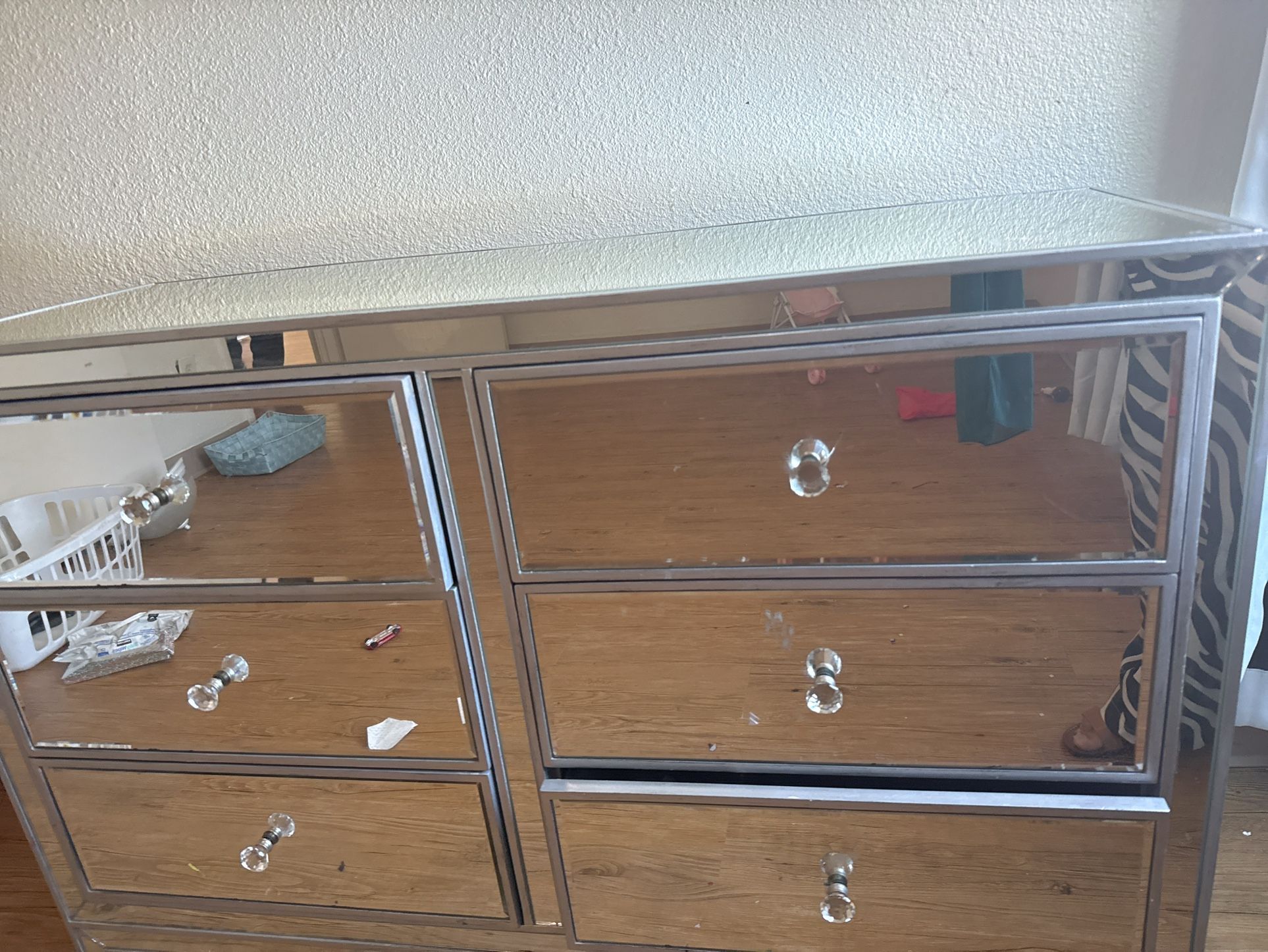 Mirrored Dresser $150 New Condition 