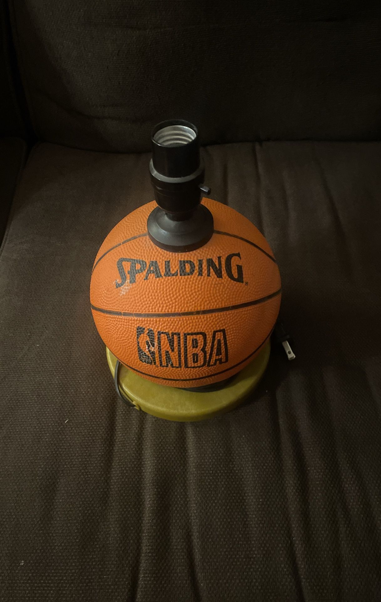 Rare Vintage 90s Spaulding Basketball Lamp