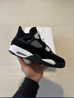 Jordan 4 White Thunder