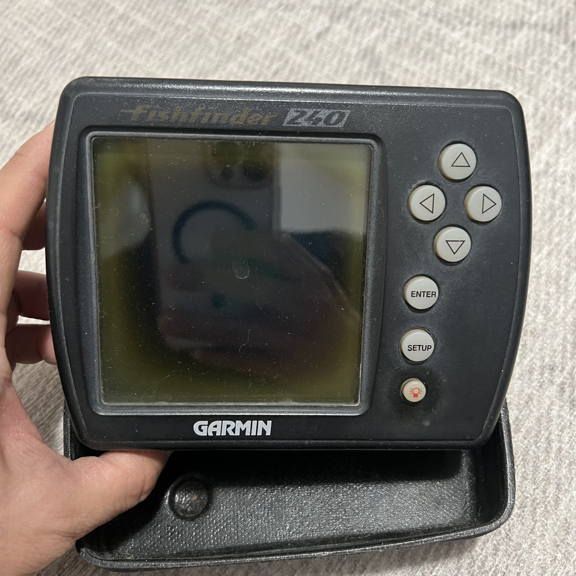 Garmin Fishfinder 240 Black Outdoors Fishing Electronic Detector with Cover