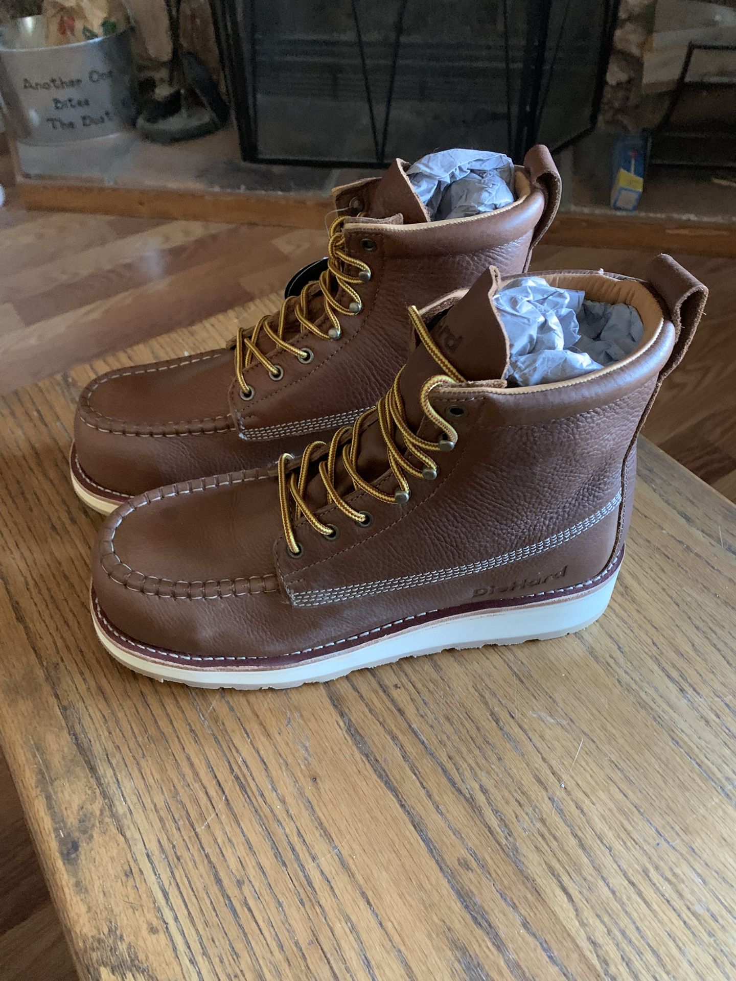 Work boots BNIB