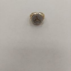 18k Mercedes Logo Diamond Ring