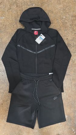 Black Nike tech Fleece Size M Brand New