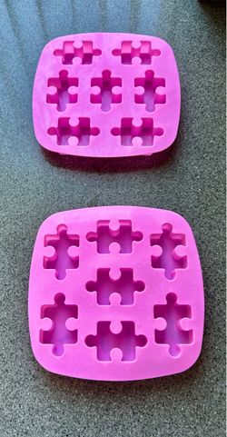 Set of 2 Pink Silicone Puzzle Piece Molds