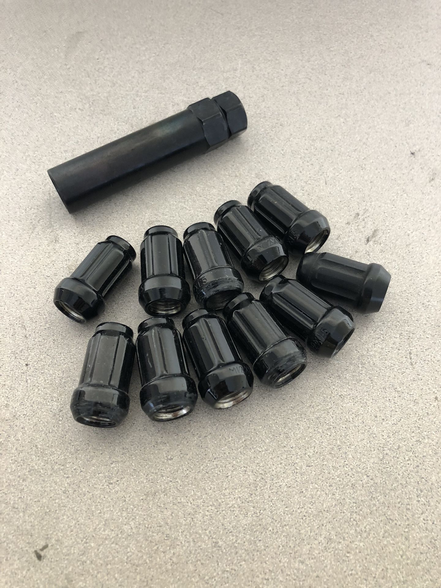 12x1.5 Black Lug Nuts 6 Spline Tuner With Key 20 Pieces 