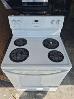 Frigidaire White Electric Coil Range