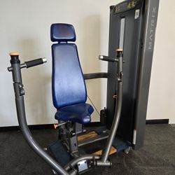 Matrix Chest Press