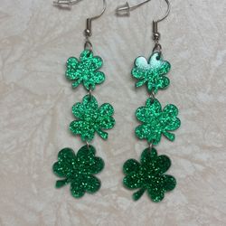 Sparkly Shamrock Earrings NEW