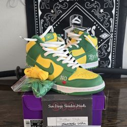Supreme X Nike Dunk High Brazil - Size 9
