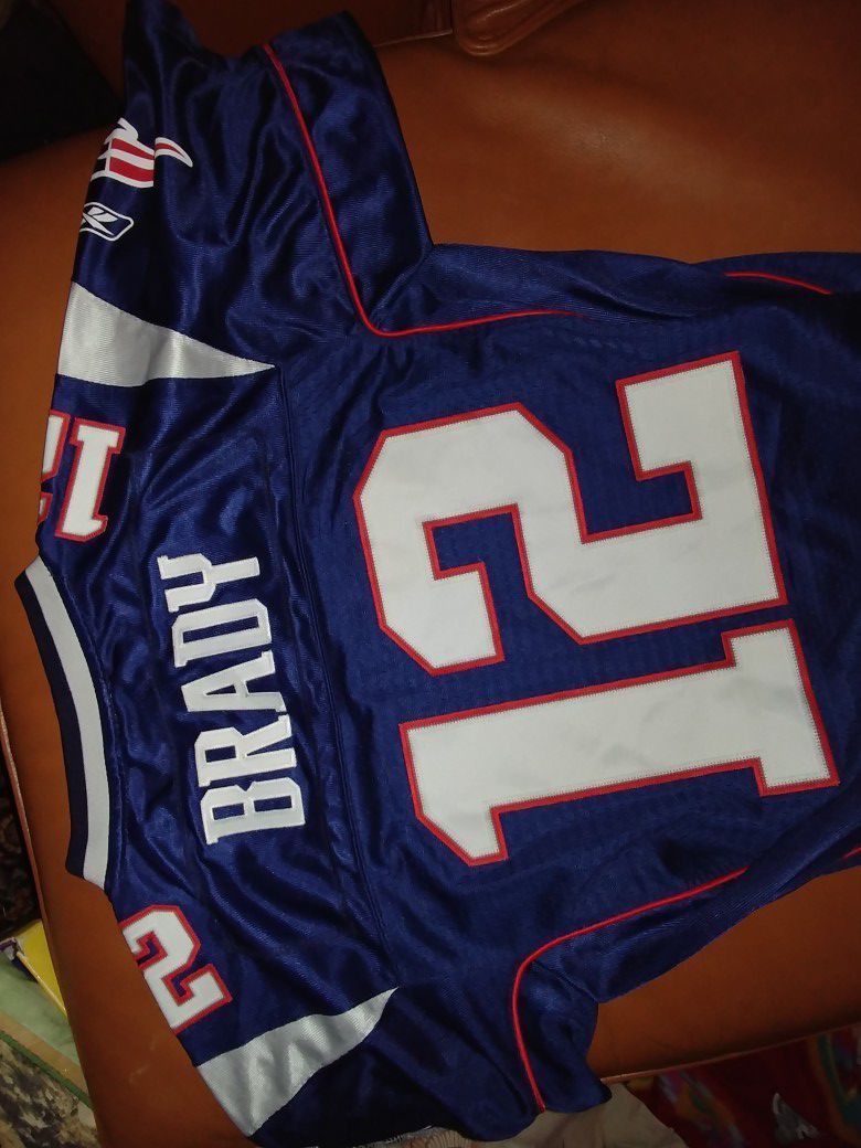 Tom Brady Patriots jersey large size 14-16