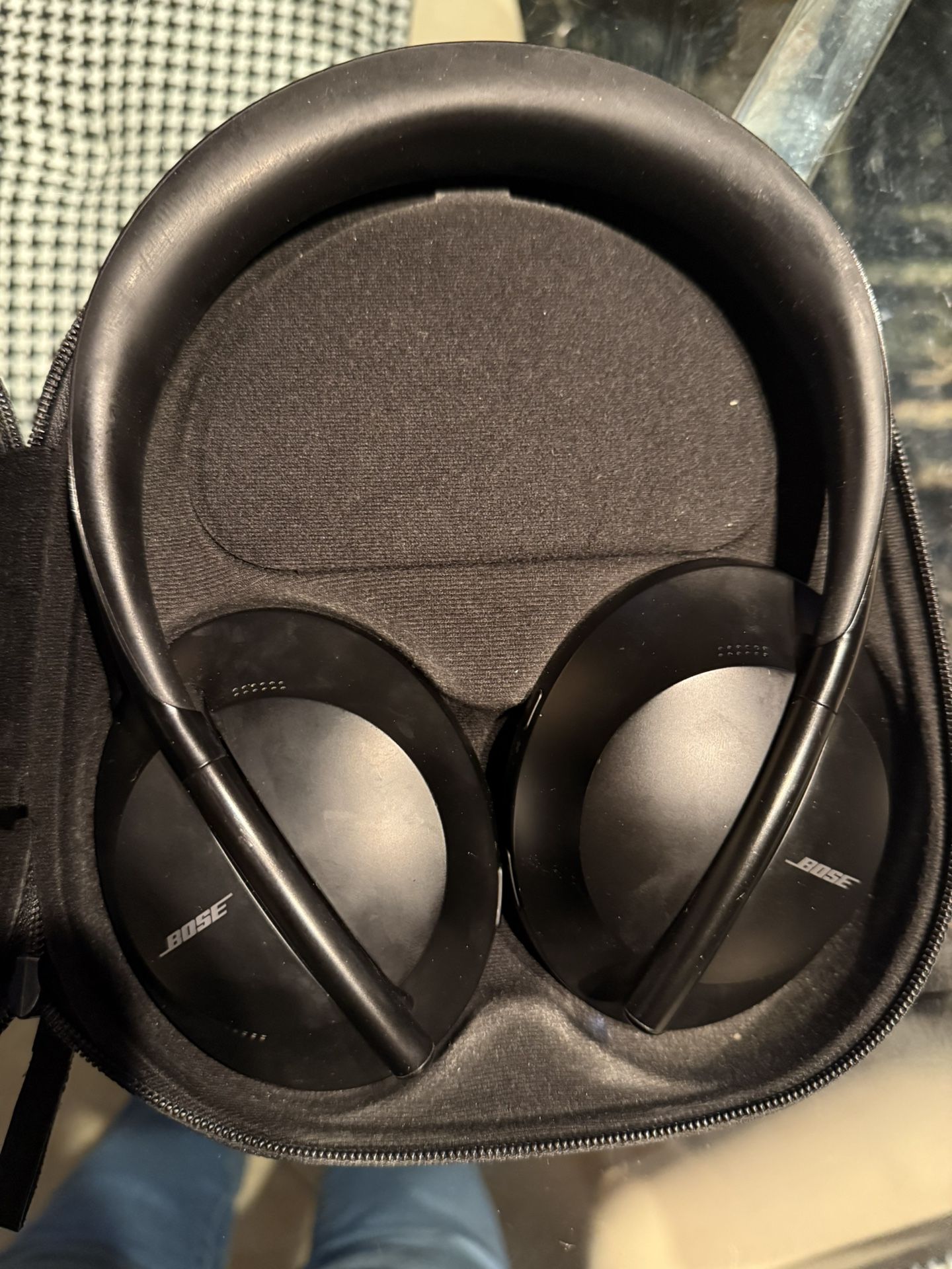 Bose Noise Cancelling Headphones 700