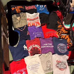 VINTAGE CLOTHES BUNDLE