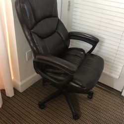 Office chair 