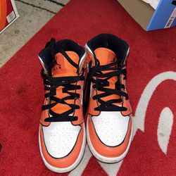 Nike Jordan Orange 