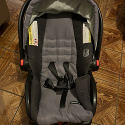 Graco Baby Car Seat 