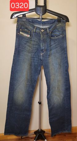 NWT Diesel Kuratt Model: L.32 Jeans, Size 30 (0320)