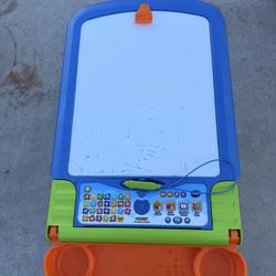 Digi Art Creative Easel 