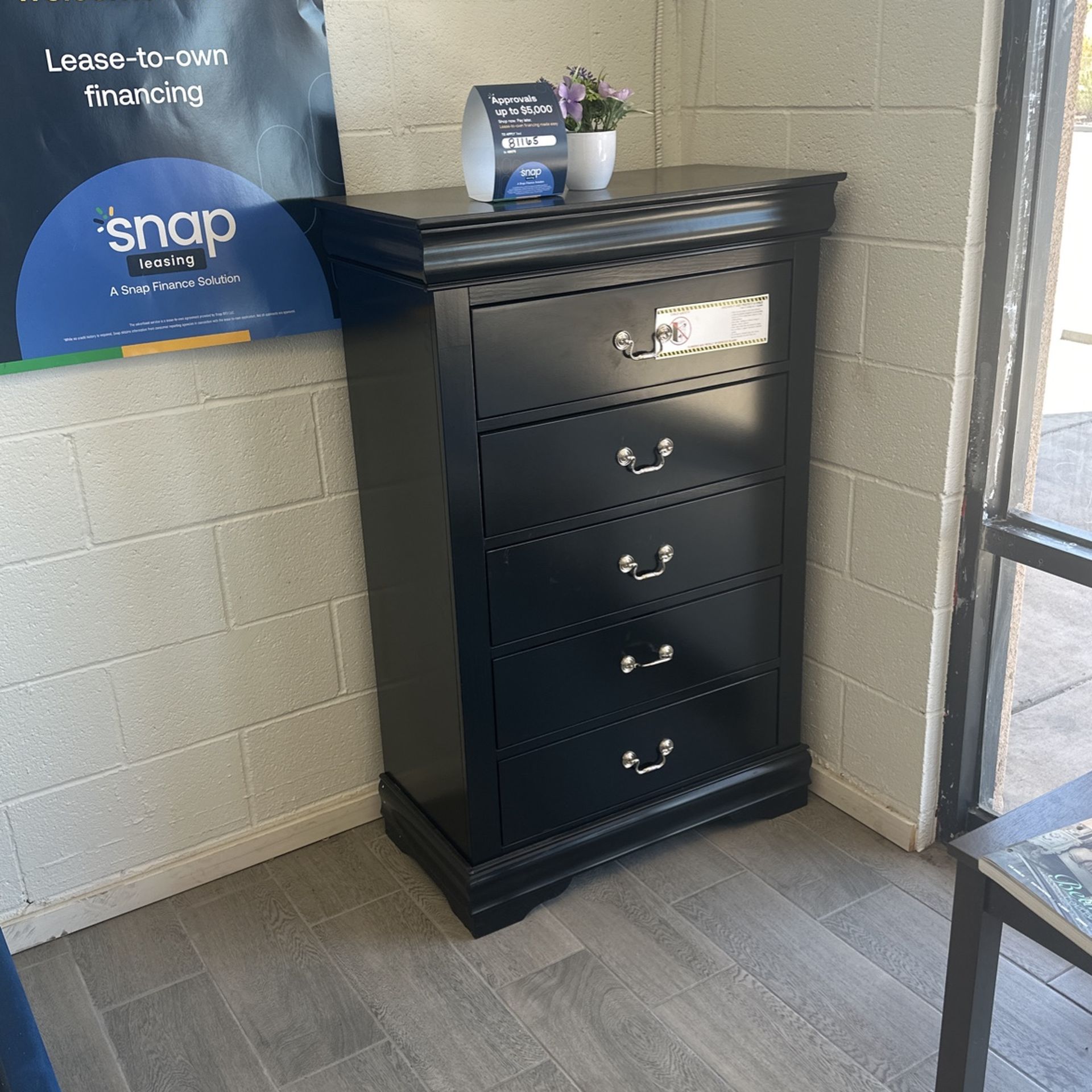 5 drawers Chest