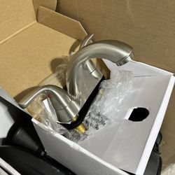 Two Lavatory Faucet (new)